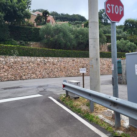 Abelia 4 Apartment Pietra Ligure Bagian luar foto