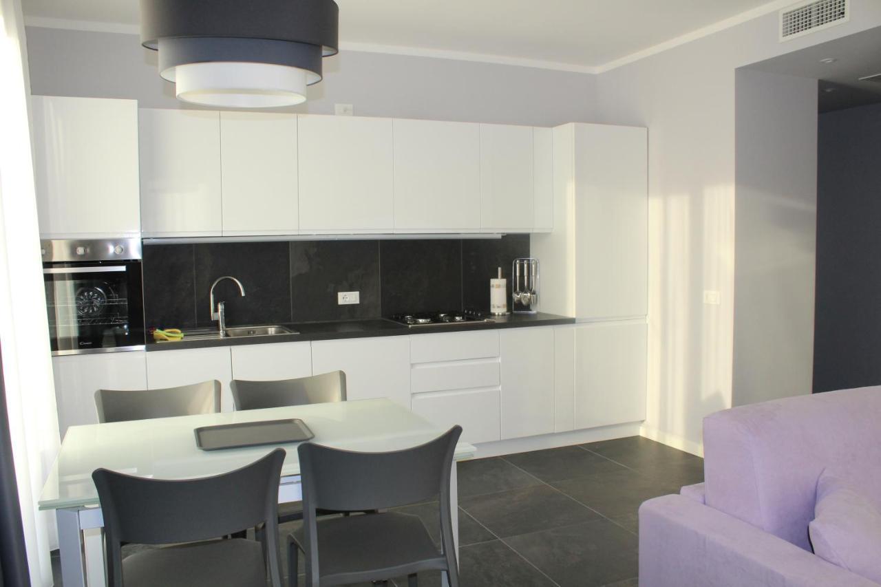 Abelia 4 Apartment Pietra Ligure Bagian luar foto