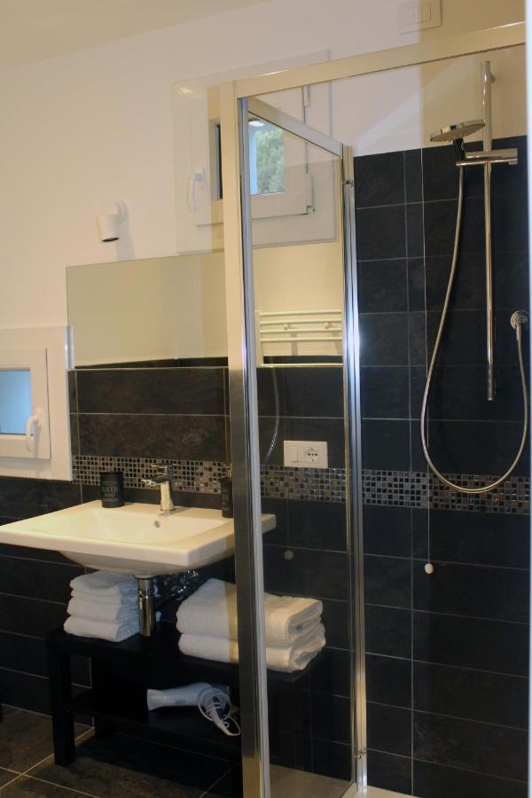 Abelia 4 Apartment Pietra Ligure Bagian luar foto